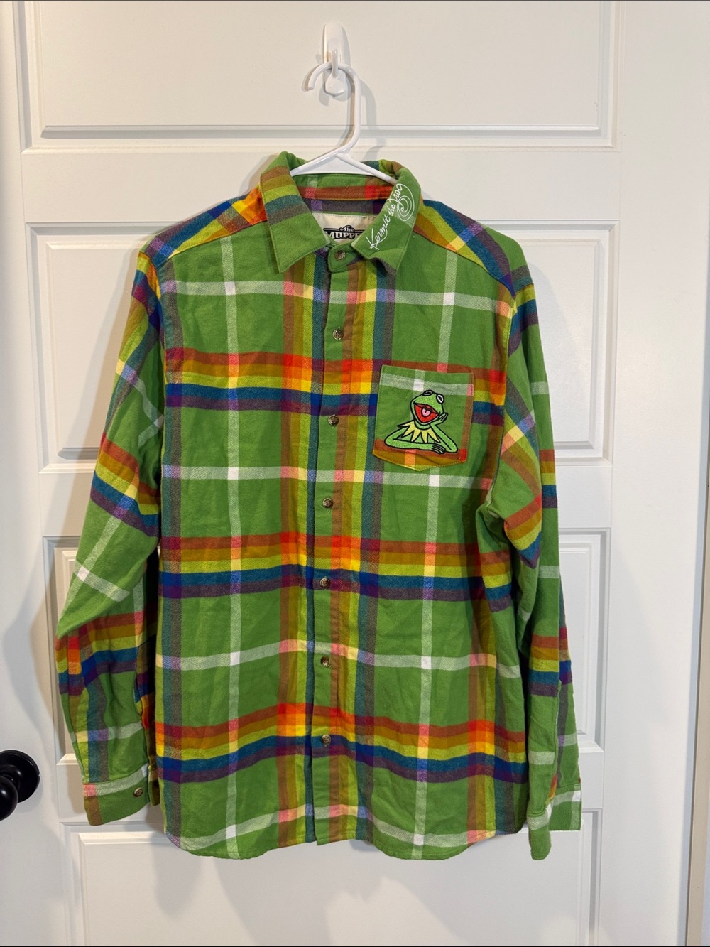 Disney x Cakeworthy Kermit The Frog Flannel Shirt Adult Muppets Button Up NWOT - Picture 6 of 8